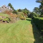 Prázdninový dům Whispering Pines *