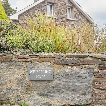 Whispering Pines Tatil Evi *