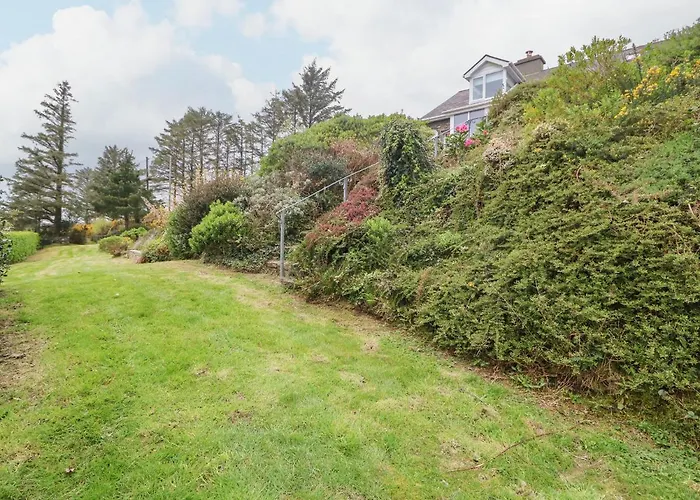 Whispering Pines בית נופש בנטרי