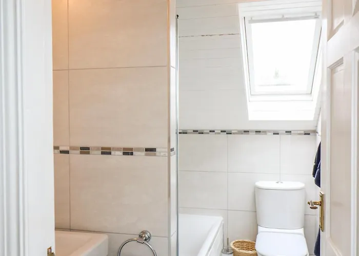 בית נופש Whispering Pines *